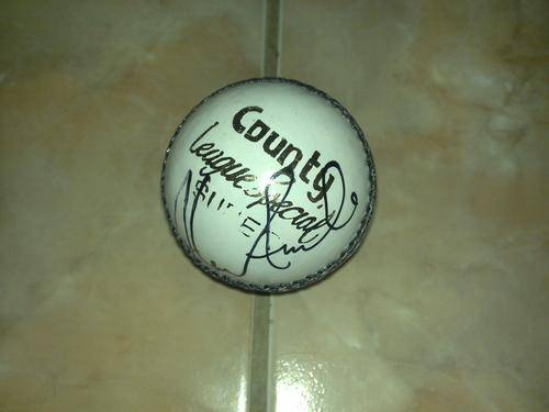 ** HASHIM AMLA SIGNED CRICKET BALL **