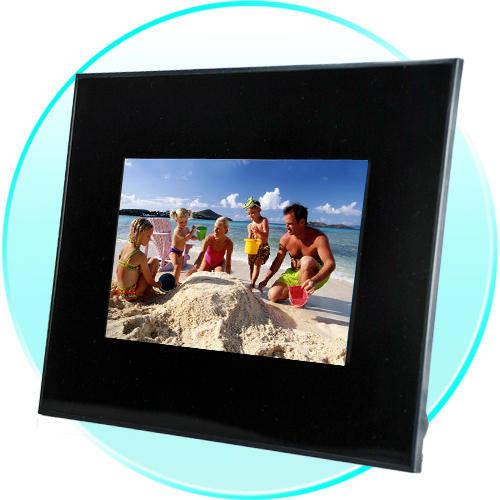 7 Inch Digital Photo Frame with Music and Video Extras - F08