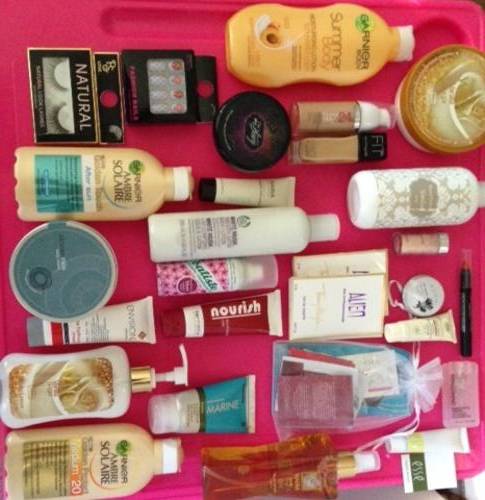Hamper of amazing beauty products + more not listed!