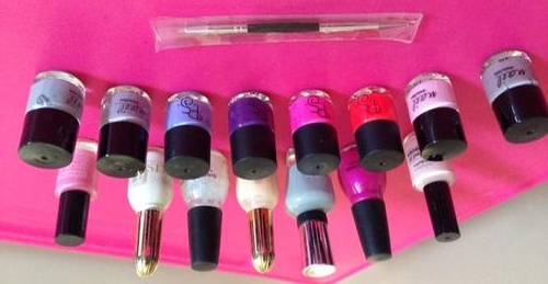 Hamper of nail polishes and nail art tool!