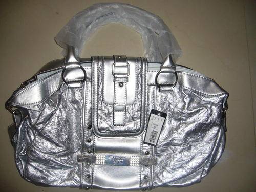 GUESS HANDBAG - MATALIC SILVER - JUST IN -