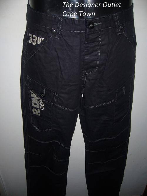 G Star Raw - tapered denims - NEW - size 32 - ' JUST ARRIVED '