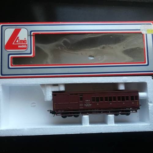 Lima SAR Guards Van