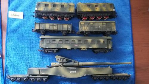 Lima Military Trainset 'Leopold'