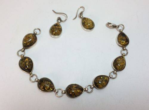 Stunning silver 925 bracelet and earrings set with Baltic Amber