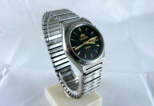 Rare Original Automatic Orient Luxury Wrist Watch Triple Star Day & Date, Black Dial.