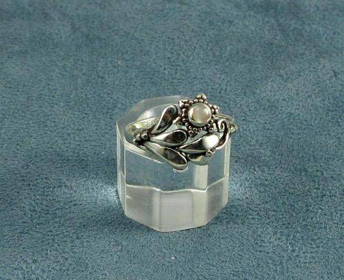 Vintage 925 Silver Ring with Moonstone