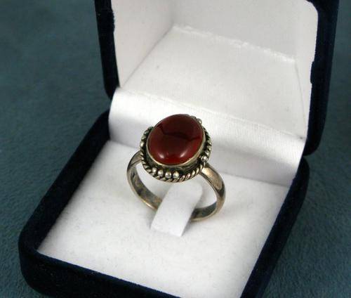 Old Vintage Sterling Silver Ring with Beautiful Agate. Hand made.