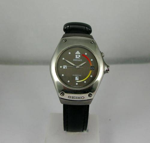 Vintage Original Seiko Knetic Men's Watch Model 5M42-OE39. Made in Japan.