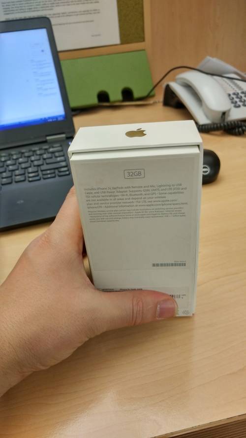 **EXCELLENT CONDITION** iPhone 5S 32Gb (Gold)