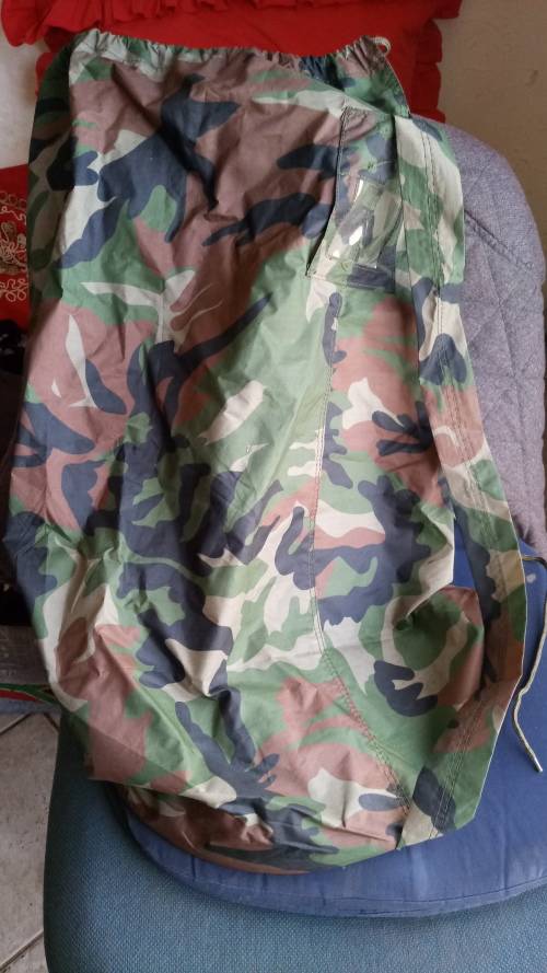 1 x cammo duffle bag