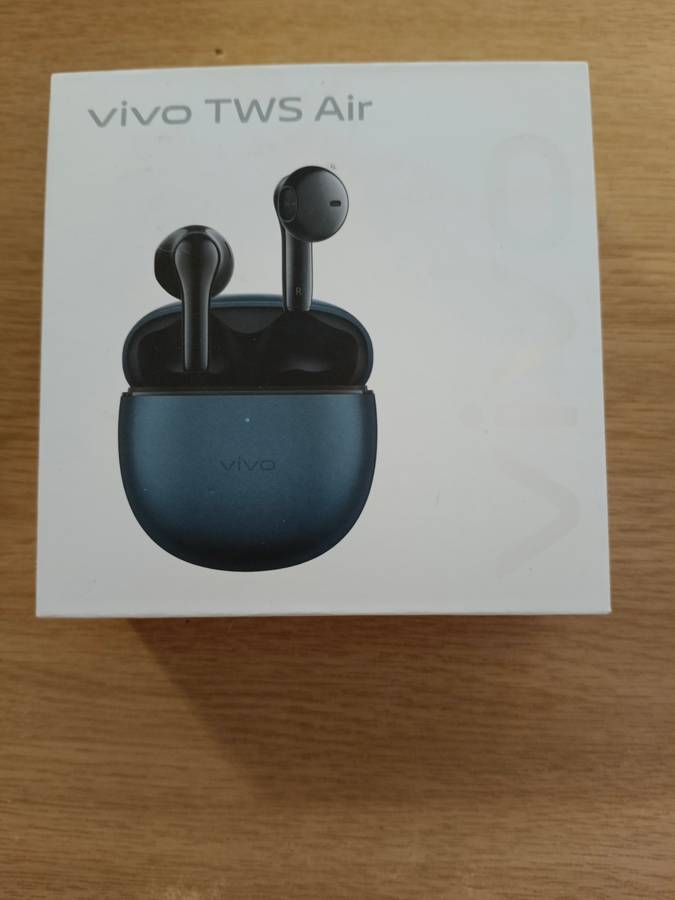 1 x set of vivo earphones