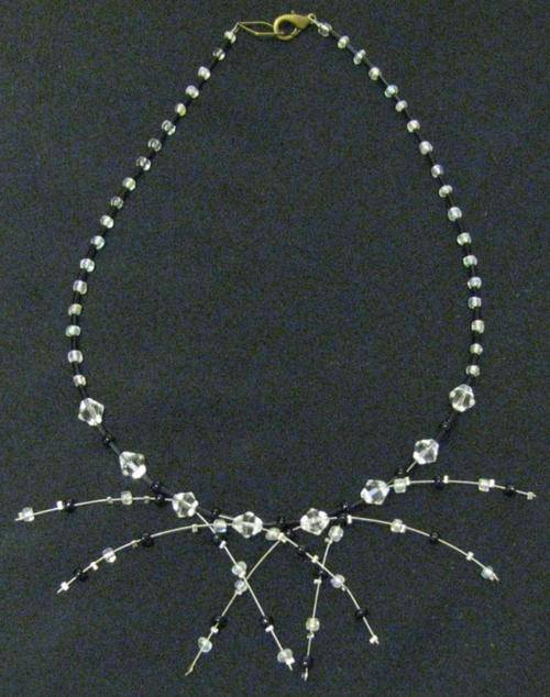 **FREE GIFT** FROM THE JEMERO COLLECTION - WITH CLASSIC BLACK AND WHITE NECKLACE