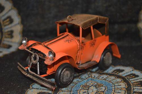 Vintage Tin car