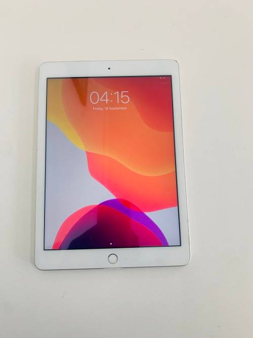 iPad 5th Generation 32GB Wifi