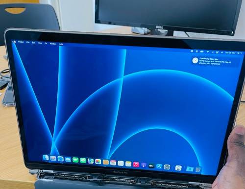 MacBook Pro A1990 15-inch Touch Bar 2018-2019 Display Assembly Replacement