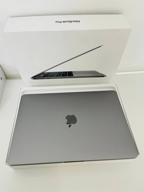 Apple MacBook Pro 13-Inch 2019 |Core i5 1.4GHz  | 8GB Ram | 128 SSD