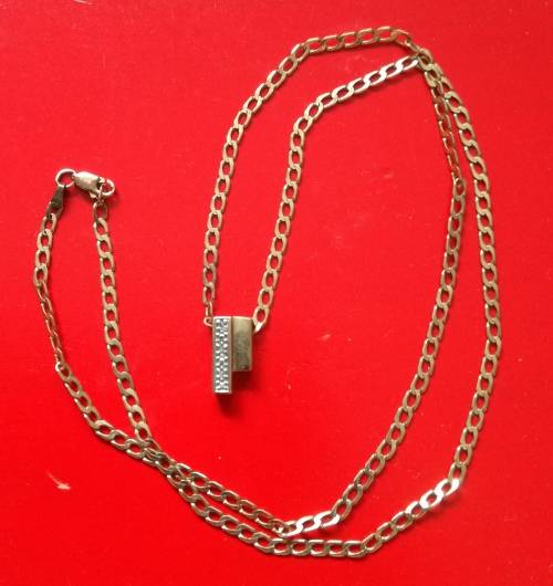 9ct gold necklace with  pendant 5.87 grams