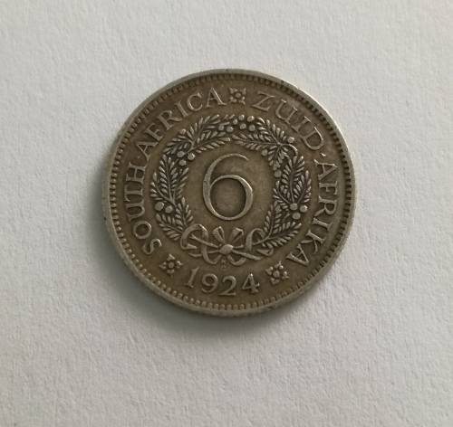 1924 SILVER SOUTH AFRICA SIX PENCE.