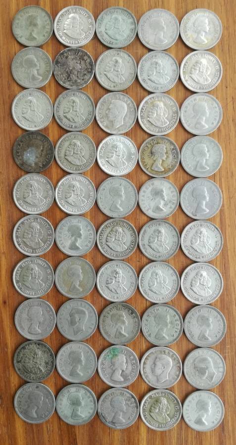 South Africa collection of 50 Silver mixed Shillings and 10 cent coins. 278.08 grams.