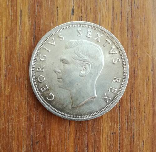 South Africa 1949 Silver 5 Shillings. Great condition.
