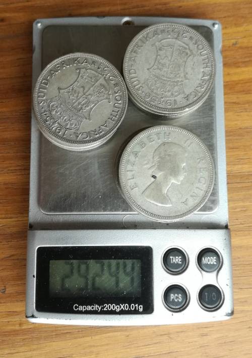 South Africa collection of 21 Silver Half Crowns. 292.44 Grams.