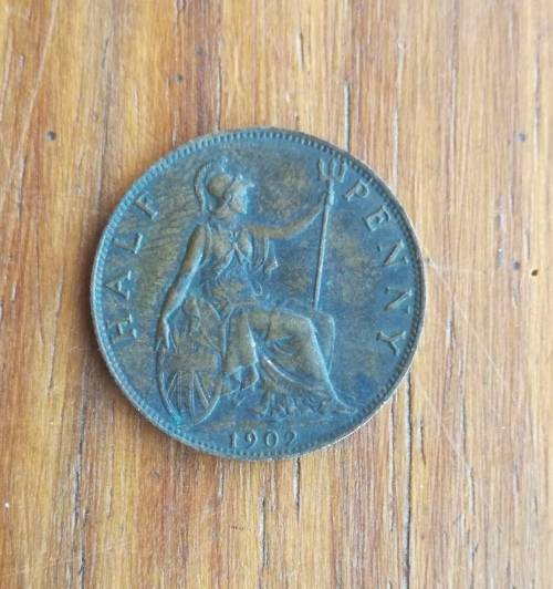 Great Britain King Edward VII Better Grade Half Penny.