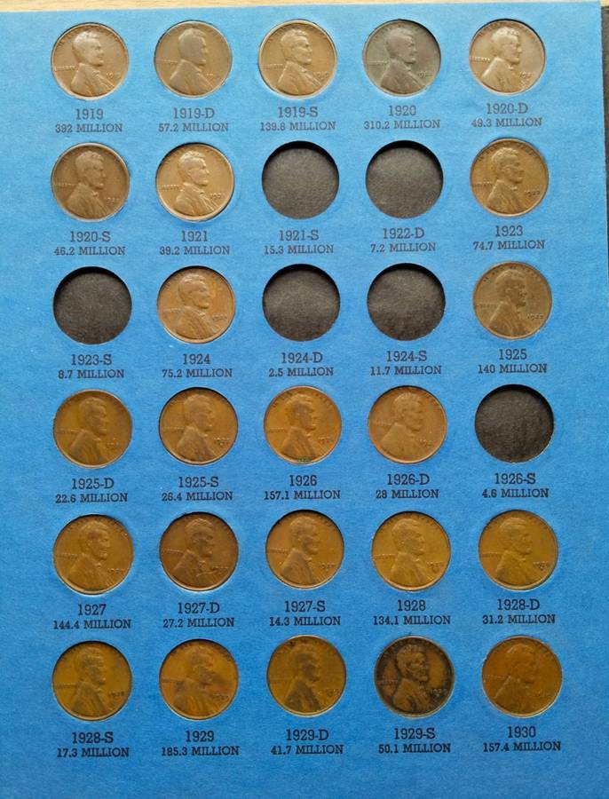 Very Big America (all different) cent collection in books. Nice items!