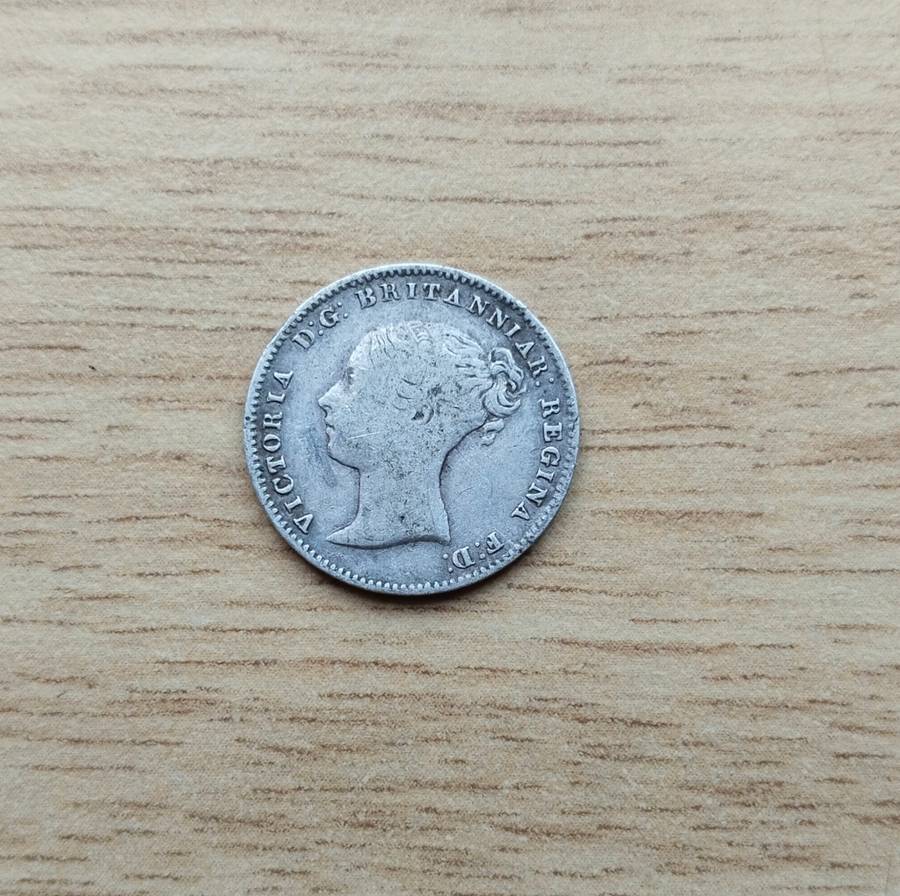 Great Britain Queen Victoria 1861 Silver Threepence.