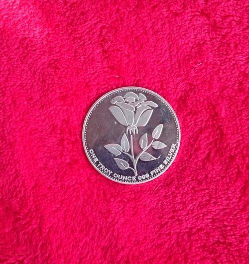 1 x English rose fine silver bullion one troy oz.