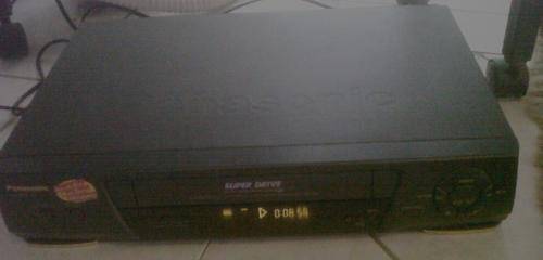 VCR PANASONIC VHS (IN WORKING ORDER)