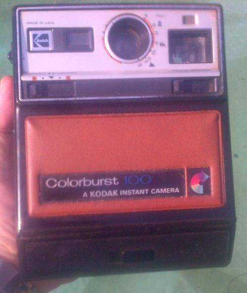 Vintage KODAK  INSTANT COLORBURST Camera