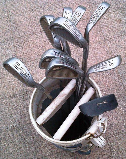 GOLF CLUBS   SERIES 90, 3,4,5,6,7,8,9 ,+S W + PW+PUTTER+USED BAG