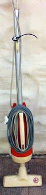 VINTAGE HOOVER  UPRIGHT VACUM CLEANER       (WORKING)