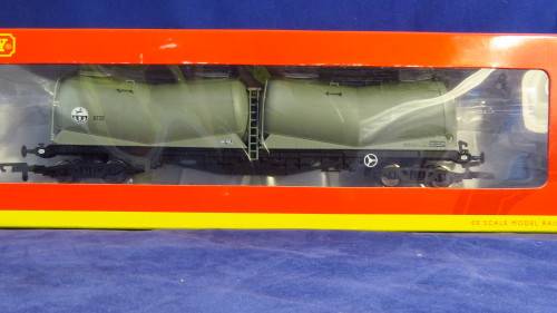Hornby OO R6313 Depressed Centre tanker
