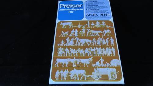 Preiser HO In the country megaset.