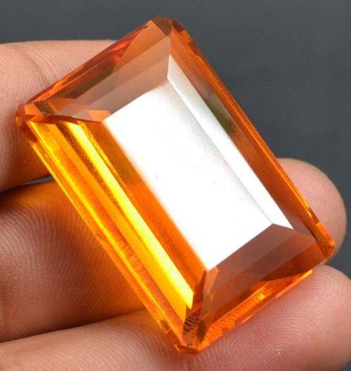 Exquisite Large 102.00Ct Emerald Cut Golden Yellow Citrine