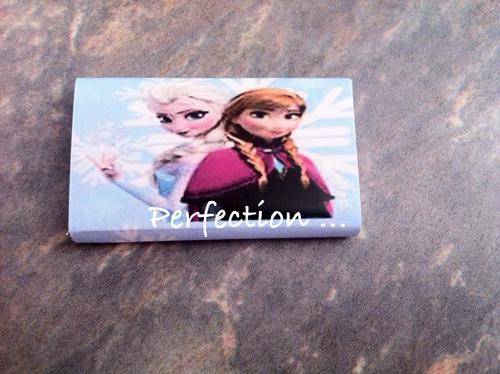 PERSONALISED CHOCOLATE for FROZEN BIRTHDAY PARTY for GIRL (approx. 4.5cm x 4.5cm)