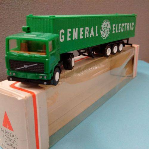 Albedo Volvo Lorry- 1/87 Scale