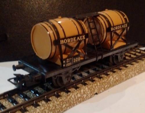 Märklin DB Wine Barrel Wagon - HO scale