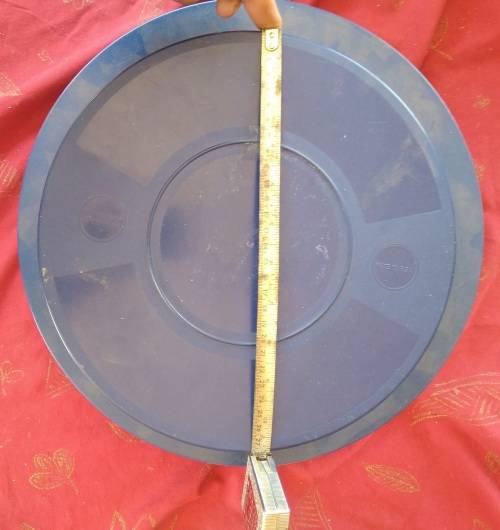 Lot of 8 empty film cannisters - Various sizes.