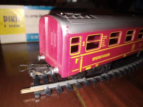 DSG Dual Class Dining Coach - HO