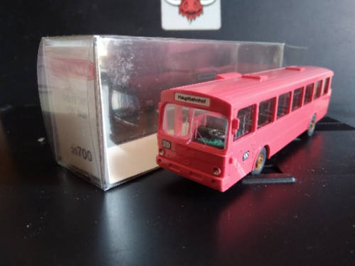 Wiking MB O305 VÖV Bus - Hauptbahnhof - 1/87 Scale
