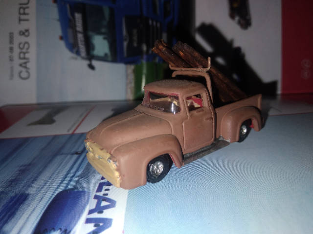 Life-Like American Oldschool Bakkie (Chev/Ford etc) - Static Model - HO