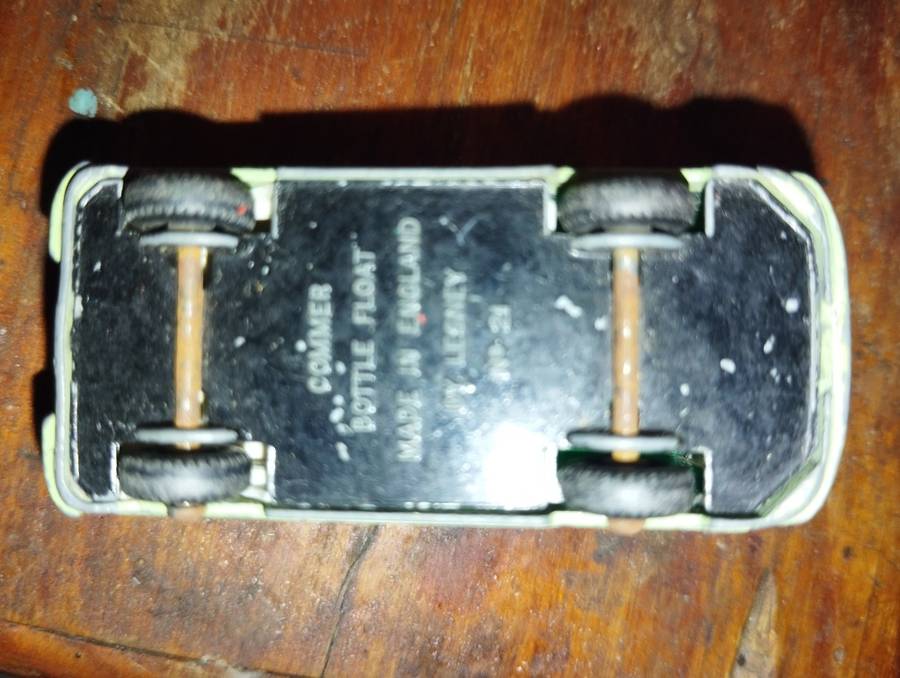 Lesney Matchbox Commer Milk Float No 21 Regular Wheels