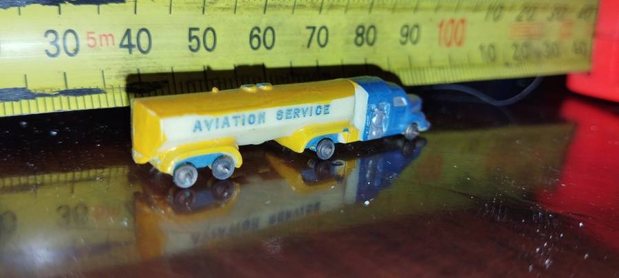 Tanker Lorry - Z Scale