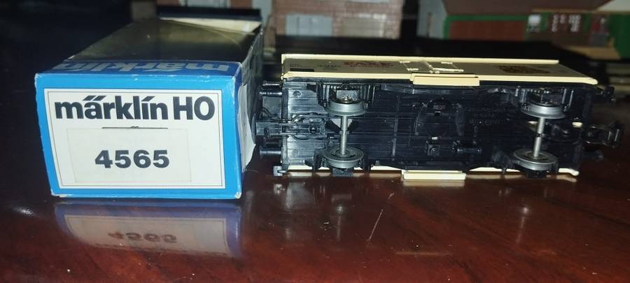 Märklin DSB FAXE Beer Van 4565 - HO AC