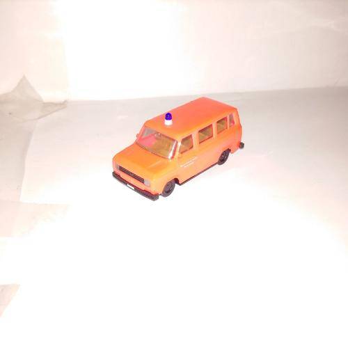 Herpa Ford Transit EMS Van