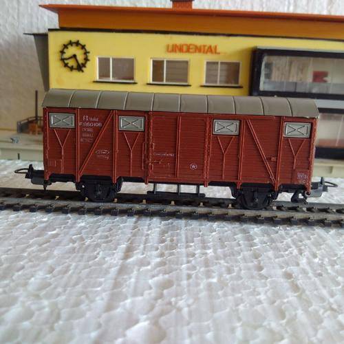 Lima FS Goods Van - HO Scale