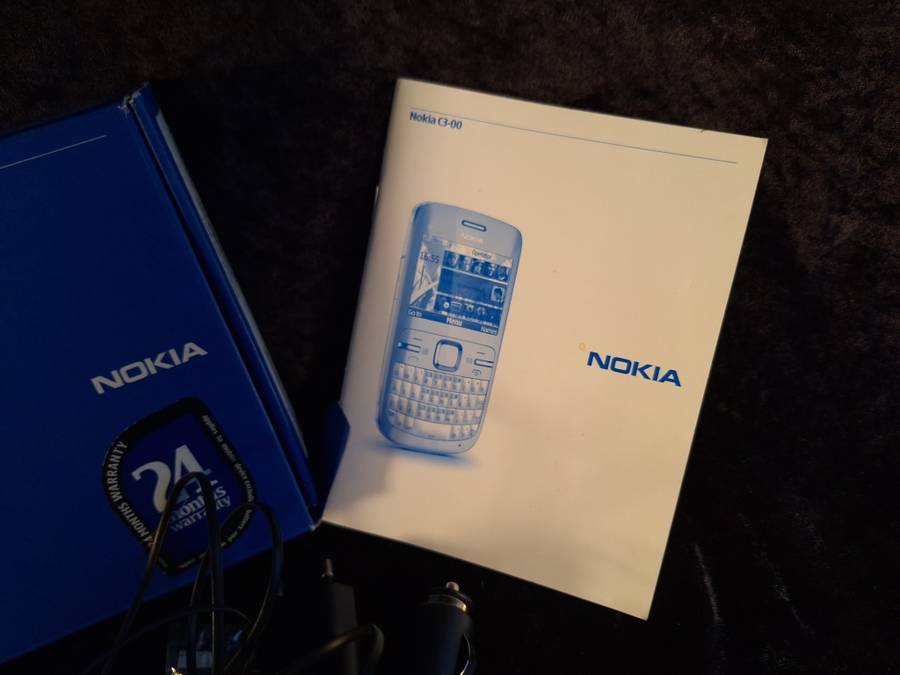 Old Nokia C3 Cell phone